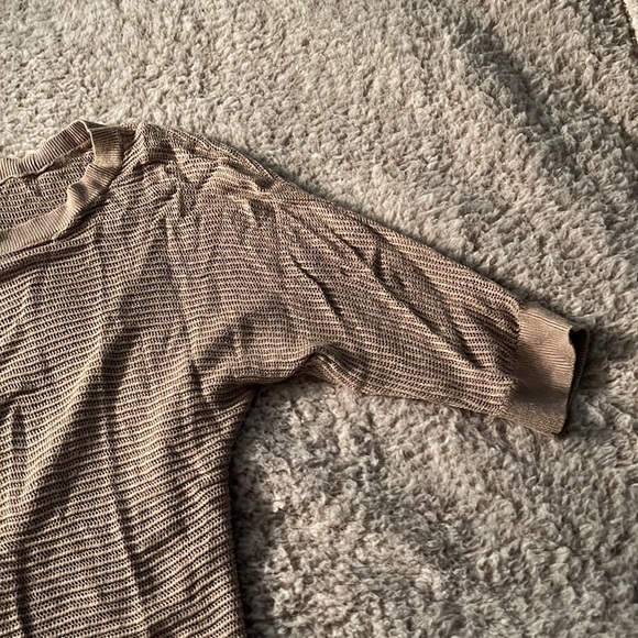 Express sweater - Picture 2 of 3